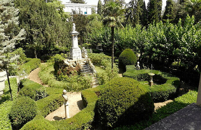 Un pequeño oasis en la ciudad - Jardines de paz